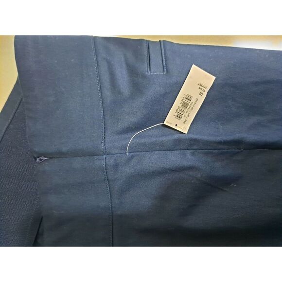 Old Navy Ladies Chinos NWT. Deep Blue, Size 24 - Picture 8 of 11